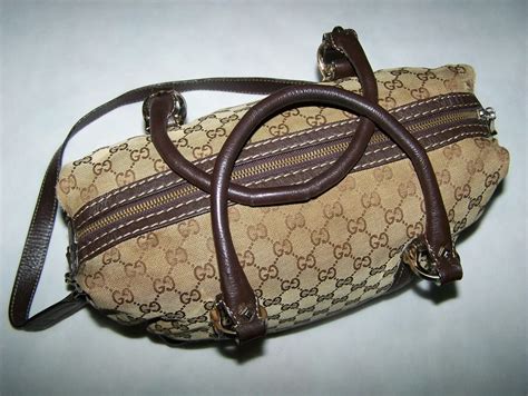 come riconoscere una borsa di gucci matmont numero seriale|Come riconoscere le borse Gucci originali dai falsi .